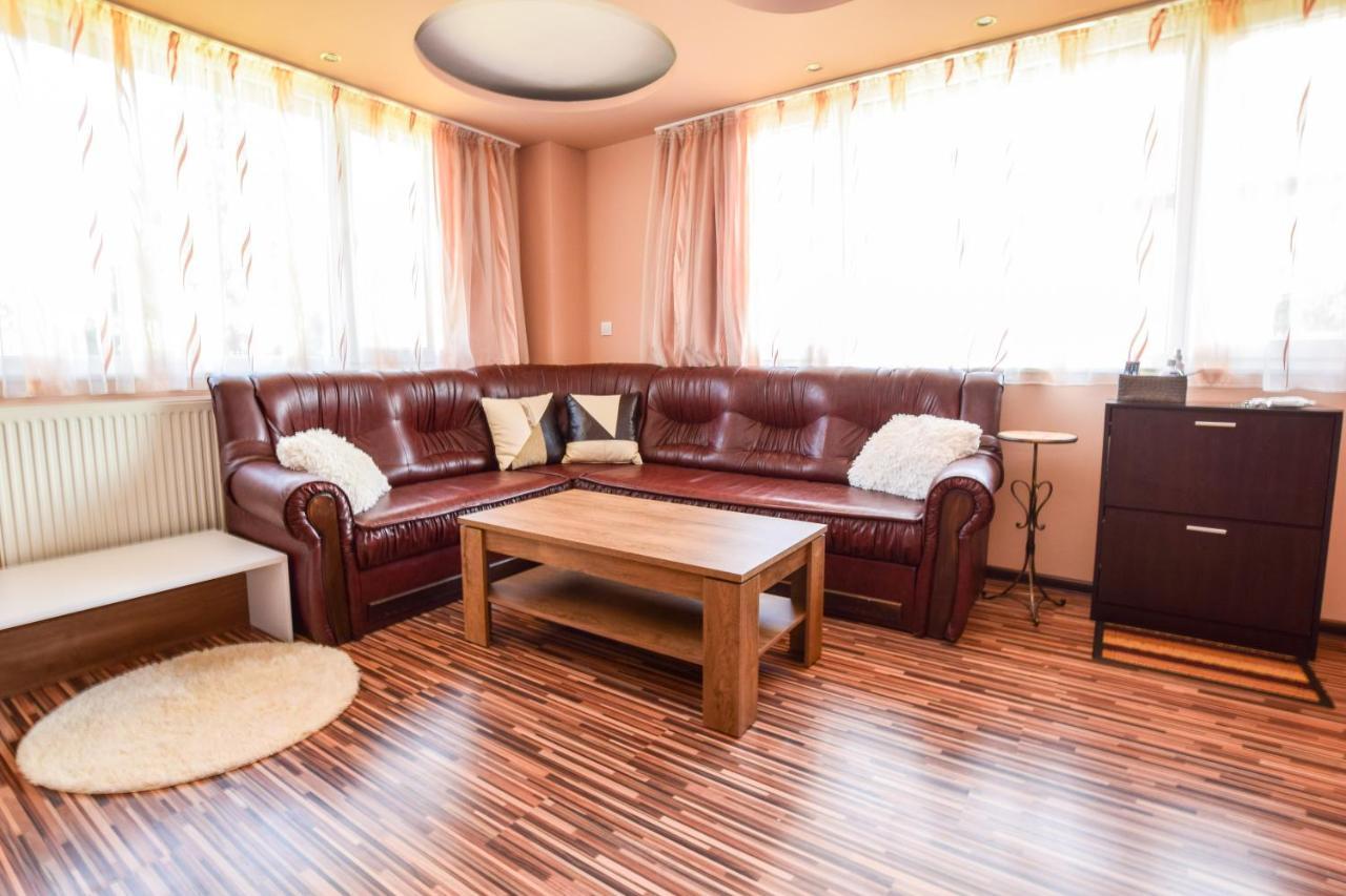 Mariana Apartment بافل بانيا المظهر الخارجي الصورة