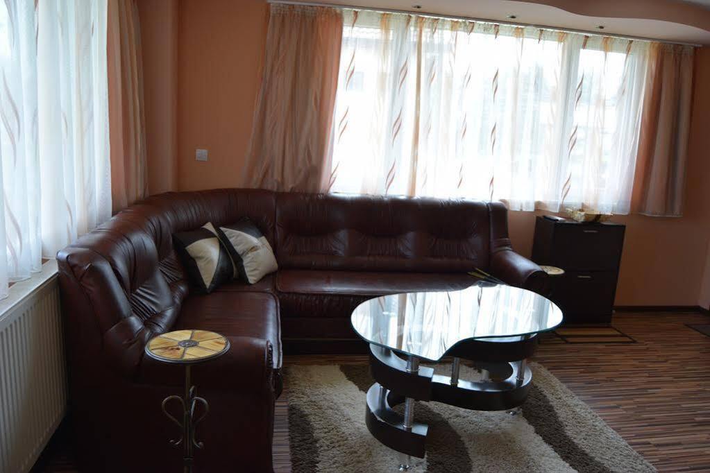 Mariana Apartment بافل بانيا المظهر الخارجي الصورة